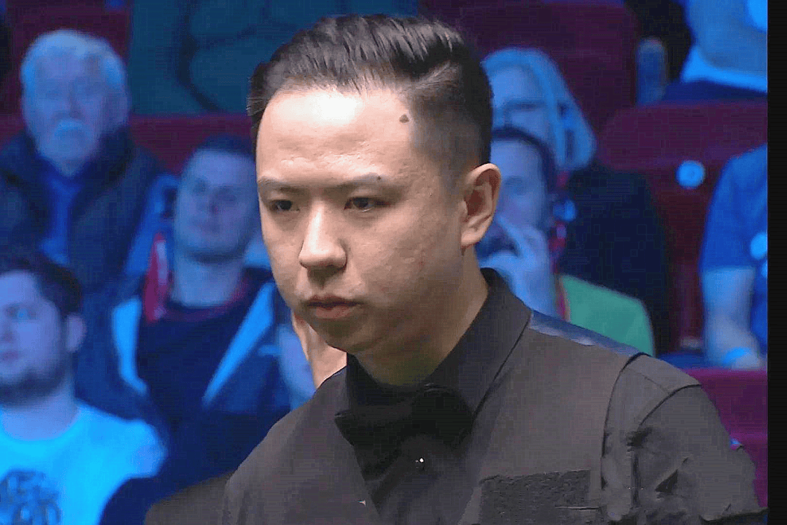 三人在更衣 三人在更衣