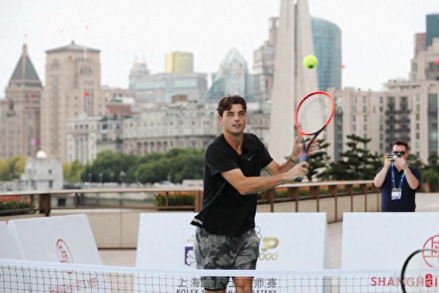 在每场比赛 在每场比赛