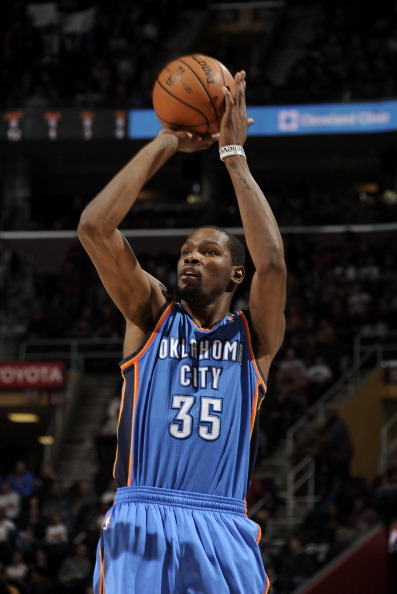 根据球员当 根据球员当