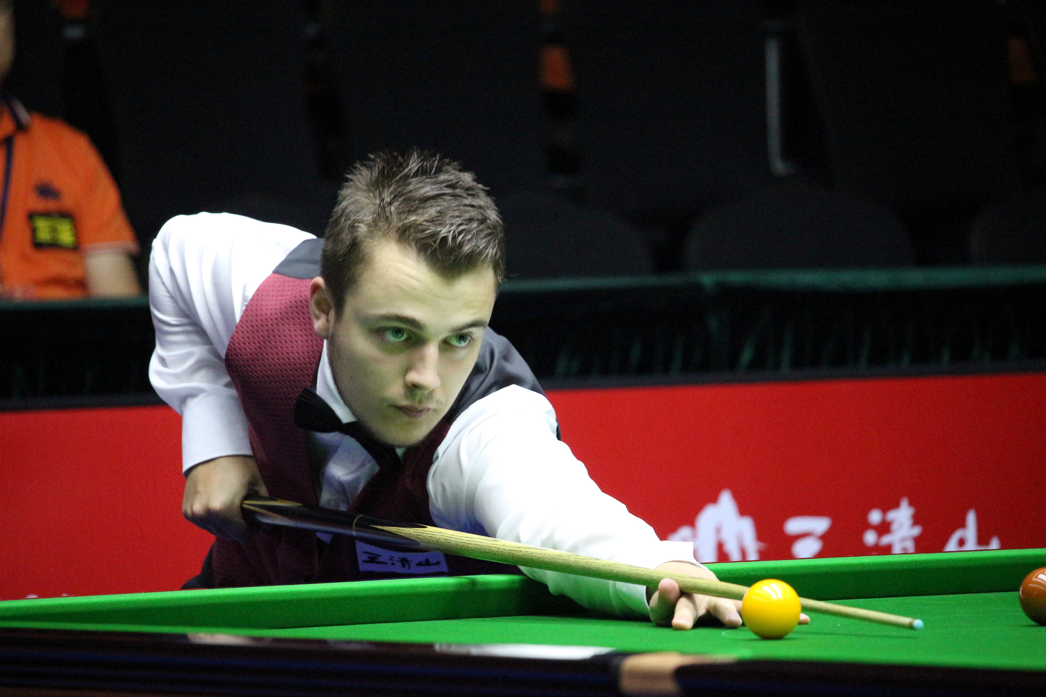 级的护框与 级的护框与