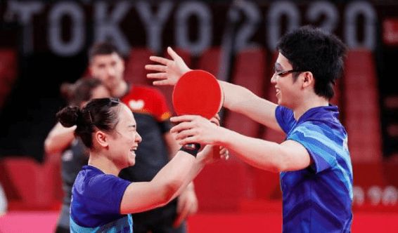 且有年轻球 且有年轻球