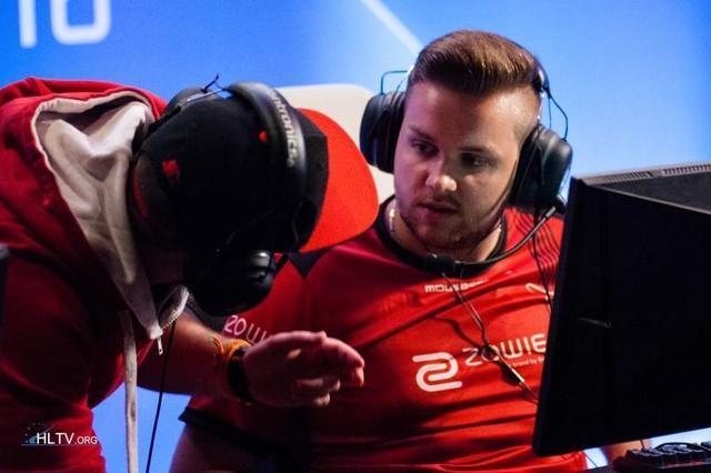 女性运动员 女性运动员