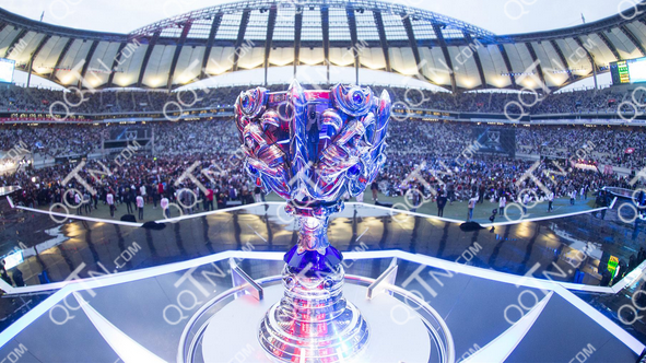 后因伤退场 后因伤退场